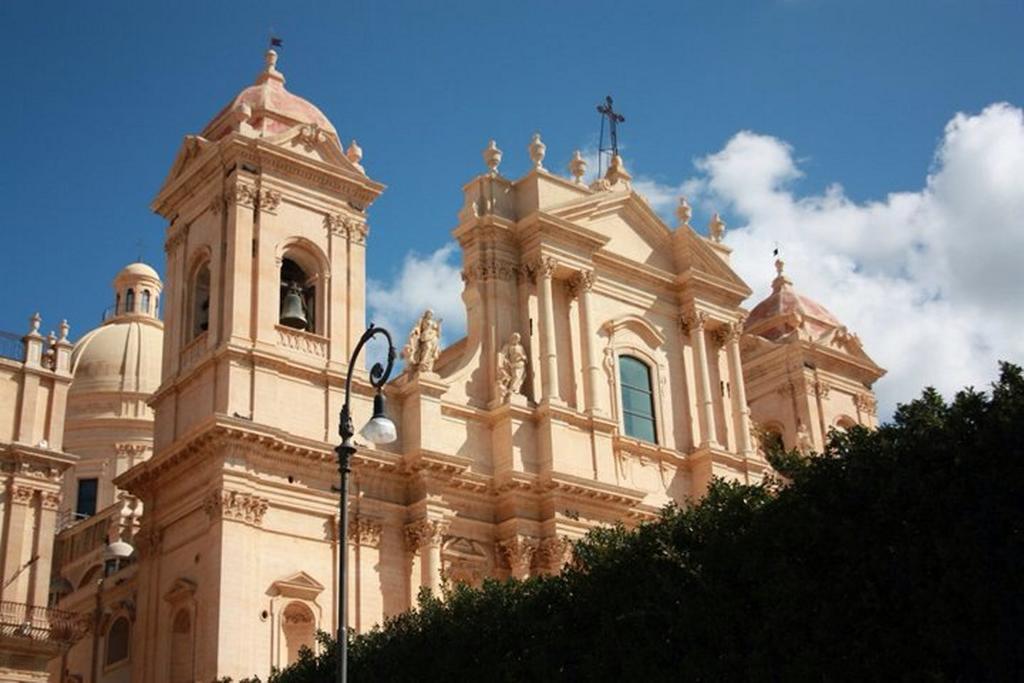 Hotel La Perla Di Noto Zewnętrze zdjęcie